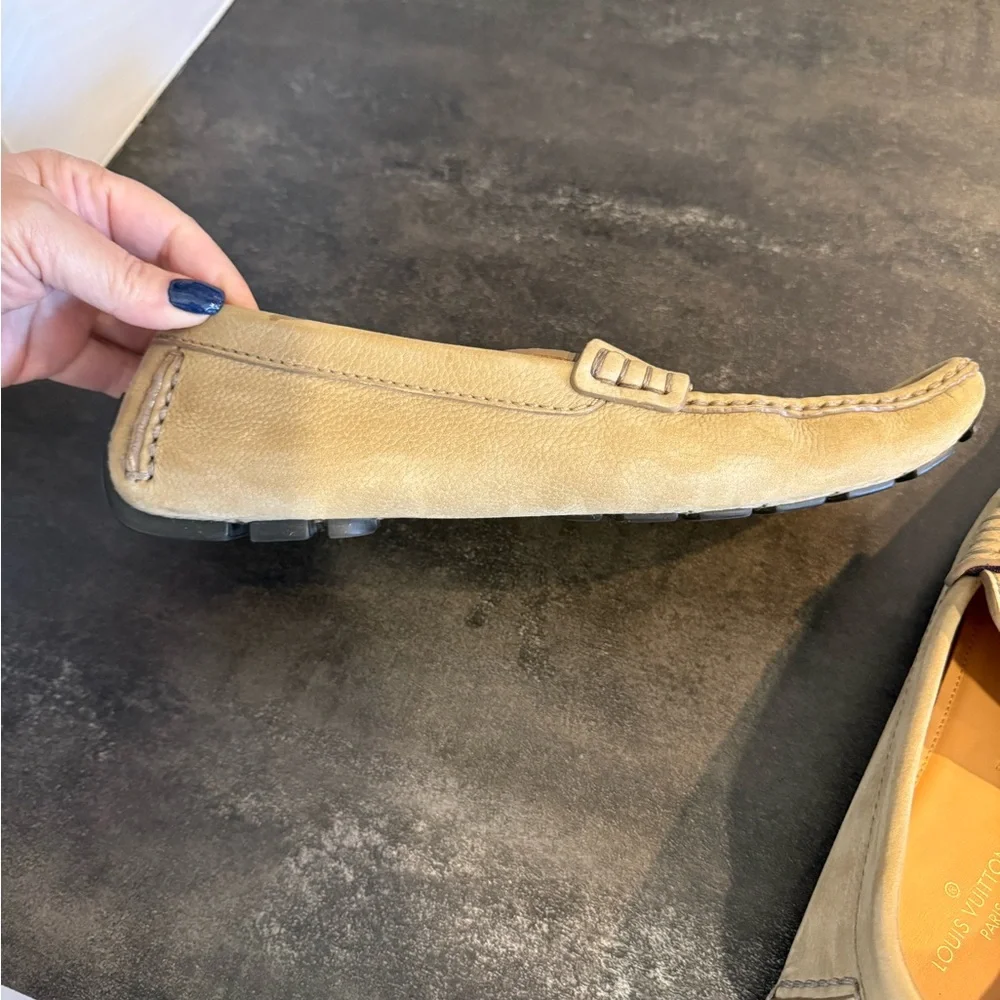 Louis Vuitton Tan Loafers with Red and Blue Detail size 8M